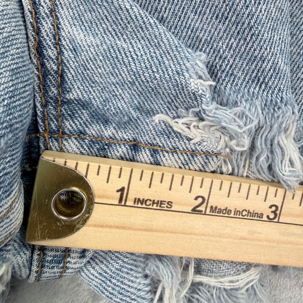 Levis 550 Light Wash Relaxed High Rise Frayed Denim Cutoff Shorts Women Waist 32 - Picture 6 of 8